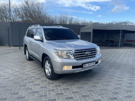 Серый Тойота Ленд Крузер 200, объемом двигателя 4.5 л и пробегом 104 тыс. км за 32000 $, фото 1 на Automoto.ua