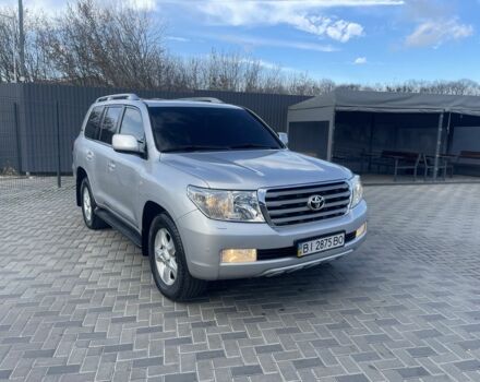 Серый Тойота Ленд Крузер 200, объемом двигателя 4.5 л и пробегом 104 тыс. км за 32000 $, фото 1 на Automoto.ua
