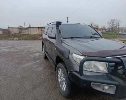 Синий Тойота Ленд Крузер 200, объемом двигателя 4.7 л и пробегом 290 тыс. км за 23000 $, фото 14 на Automoto.ua