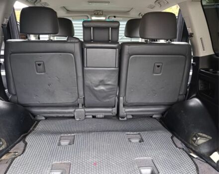 Синий Тойота Ленд Крузер 200, объемом двигателя 4.7 л и пробегом 290 тыс. км за 23000 $, фото 4 на Automoto.ua