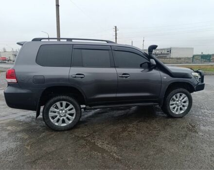 Синий Тойота Ленд Крузер 200, объемом двигателя 4.7 л и пробегом 290 тыс. км за 23000 $, фото 8 на Automoto.ua