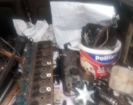 Чорний Тойота Ленд Крузер 60, об'ємом двигуна 0 л та пробігом 500 тис. км за 3700 $, фото 5 на Automoto.ua