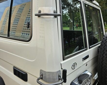 Білий Тойота Ленд Крузер 70, об'ємом двигуна 3 л та пробігом 20 тис. км за 59900 $, фото 6 на Automoto.ua