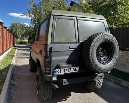 Черный Тойота Ленд Крузер 70, объемом двигателя 2.5 л и пробегом 200 тыс. км за 20000 $, фото 2 на Automoto.ua