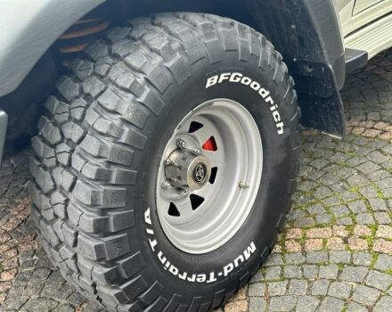 Бежевый Тойота Ленд Крузер 80, объемом двигателя 4.5 л и пробегом 300 тыс. км за 20000 $, фото 7 на Automoto.ua