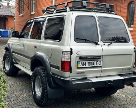 Бежевый Тойота Ленд Крузер 80, объемом двигателя 4.5 л и пробегом 300 тыс. км за 20000 $, фото 4 на Automoto.ua