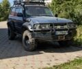 Синий Тойота Ленд Крузер 80, объемом двигателя 4.2 л и пробегом 470 тыс. км за 12400 $, фото 1 на Automoto.ua