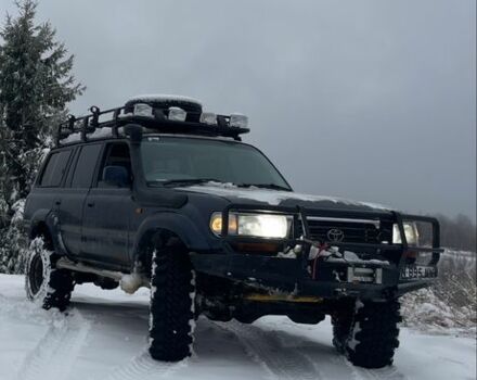 Синій Тойота Ленд Крузер 80, об'ємом двигуна 4.5 л та пробігом 165 тис. км за 10000 $, фото 1 на Automoto.ua