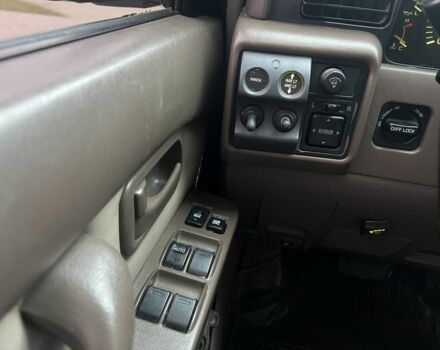 Зеленый Тойота Ленд Крузер 80, объемом двигателя 4.5 л и пробегом 300 тыс. км за 17500 $, фото 21 на Automoto.ua