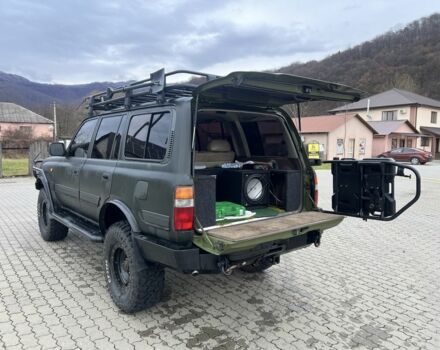 Зеленый Тойота Ленд Крузер 80, объемом двигателя 4.5 л и пробегом 300 тыс. км за 17500 $, фото 22 на Automoto.ua