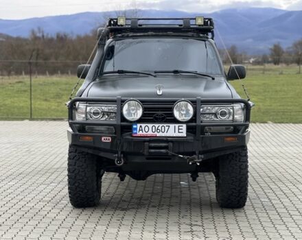 Зеленый Тойота Ленд Крузер 80, объемом двигателя 4.5 л и пробегом 300 тыс. км за 17500 $, фото 6 на Automoto.ua