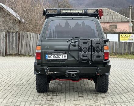 Зеленый Тойота Ленд Крузер 80, объемом двигателя 4.5 л и пробегом 300 тыс. км за 17500 $, фото 7 на Automoto.ua