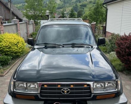 Зеленый Тойота Ленд Крузер 80, объемом двигателя 4.5 л и пробегом 374 тыс. км за 16500 $, фото 3 на Automoto.ua