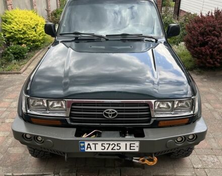 Зеленый Тойота Ленд Крузер 80, объемом двигателя 4.5 л и пробегом 374 тыс. км за 16500 $, фото 2 на Automoto.ua