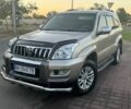 Бежевий Тойота Ленд Крузер Прадо 120, об'ємом двигуна 4 л та пробігом 304 тис. км за 13300 $, фото 1 на Automoto.ua