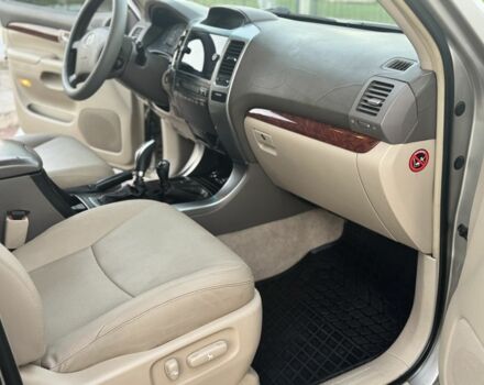 Бежевий Тойота Ленд Крузер Прадо 120, об'ємом двигуна 4 л та пробігом 304 тис. км за 13300 $, фото 14 на Automoto.ua