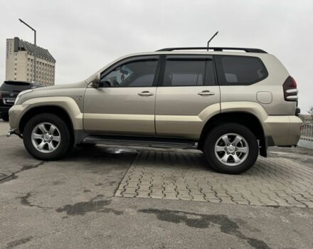 Бежевый Тойота Ленд Крузер Прадо 120, объемом двигателя 3 л и пробегом 200 тыс. км за 18700 $, фото 1 на Automoto.ua