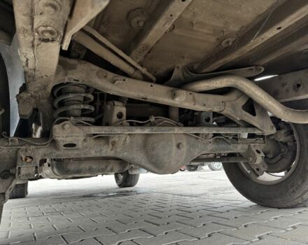 Бежевый Тойота Ленд Крузер Прадо 120, объемом двигателя 3 л и пробегом 200 тыс. км за 18700 $, фото 19 на Automoto.ua