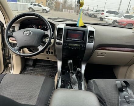 Бежевый Тойота Ленд Крузер Прадо 120, объемом двигателя 3 л и пробегом 200 тыс. км за 18700 $, фото 15 на Automoto.ua