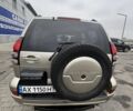 Бежевый Тойота Ленд Крузер Прадо 120, объемом двигателя 3 л и пробегом 200 тыс. км за 18700 $, фото 6 на Automoto.ua