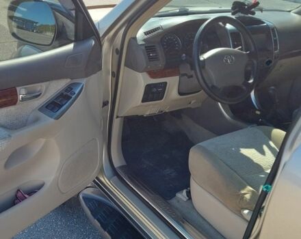 Бежевый Тойота Ленд Крузер Прадо 120, объемом двигателя 2.7 л и пробегом 270 тыс. км за 12000 $, фото 6 на Automoto.ua