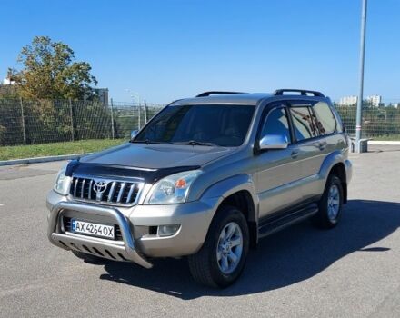 Бежевый Тойота Ленд Крузер Прадо 120, объемом двигателя 2.7 л и пробегом 270 тыс. км за 12000 $, фото 3 на Automoto.ua