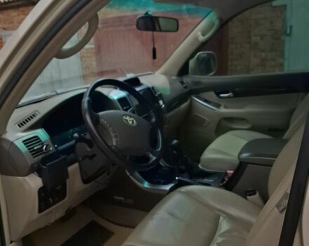Бежевий Тойота Ленд Крузер Прадо 120, об'ємом двигуна 4 л та пробігом 318 тис. км за 14500 $, фото 18 на Automoto.ua