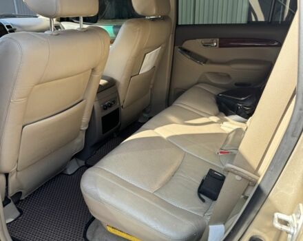 Бежевый Тойота Ленд Крузер Прадо 120, объемом двигателя 4 л и пробегом 350 тыс. км за 13000 $, фото 5 на Automoto.ua