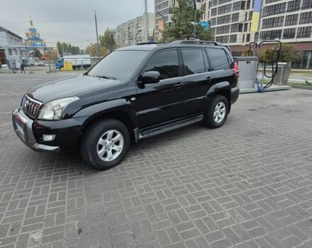 Тойота Ленд Крузер Прадо 120 2003 у Харкові на Automoto.ua Чорний Тойота Ленд Крузер Прадо 120, об'ємом двигуна 4 л та пробігом 320 тис. км за 12400 $, фото 1 на Automoto.ua