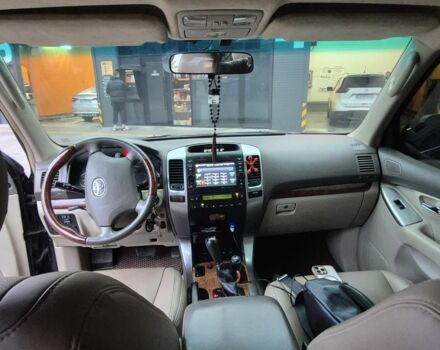 Тойота Ленд Крузер Прадо 120 2003 у Харкові на Automoto.ua Чорний Тойота Ленд Крузер Прадо 120, об'ємом двигуна 4 л та пробігом 320 тис. км за 12400 $, фото 8 на Automoto.ua