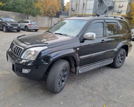 Черный Тойота Ленд Крузер Прадо 120, объемом двигателя 4 л и пробегом 320 тыс. км за 13000 $, фото 1 на Automoto.ua