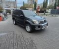 Тойота Ленд Крузер Прадо 120 2003 у Харкові на Automoto.ua Чорний Тойота Ленд Крузер Прадо 120, об'ємом двигуна 4 л та пробігом 320 тис. км за 12400 $, фото 1 на Automoto.ua