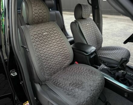 Чорний Тойота Ленд Крузер Прадо 120, об'ємом двигуна 4 л та пробігом 214 тис. км за 15999 $, фото 13 на Automoto.ua