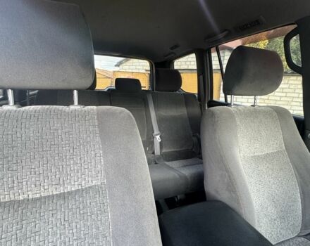 Тойота Ленд Крузер Прадо 120 2005 у Харкові на Automoto.ua Чорний Тойота Ленд Крузер Прадо 120, об'ємом двигуна 2.7 л та пробігом 326 тис. км за 14500 $, фото 11 на Automoto.ua