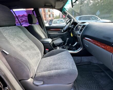 Чорний Тойота Ленд Крузер Прадо 120, об'ємом двигуна 0 л та пробігом 273 тис. км за 5000 $, фото 23 на Automoto.ua