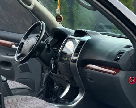 Чорний Тойота Ленд Крузер Прадо 120, об'ємом двигуна 4 л та пробігом 214 тис. км за 15999 $, фото 22 на Automoto.ua