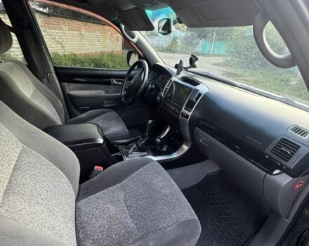 Тойота Ленд Крузер Прадо 120 2005 у Харкові на Automoto.ua Чорний Тойота Ленд Крузер Прадо 120, об'ємом двигуна 2.7 л та пробігом 326 тис. км за 14500 $, фото 12 на Automoto.ua