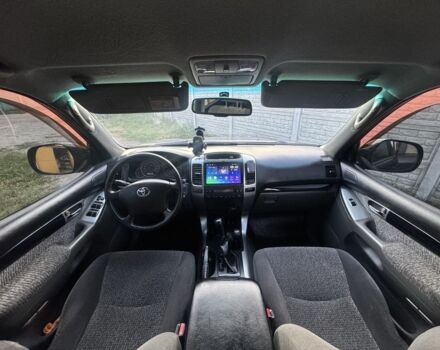 Тойота Ленд Крузер Прадо 120 2005 у Харкові на Automoto.ua Чорний Тойота Ленд Крузер Прадо 120, об'ємом двигуна 2.7 л та пробігом 326 тис. км за 14500 $, фото 8 на Automoto.ua