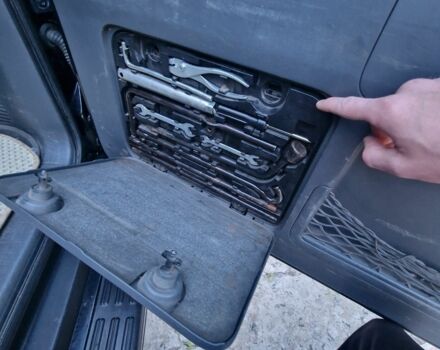 Чорний Тойота Ленд Крузер Прадо 120, об'ємом двигуна 4 л та пробігом 254 тис. км за 13700 $, фото 11 на Automoto.ua