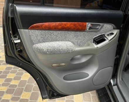 Черный Тойота Ленд Крузер Прадо 120, объемом двигателя 2.7 л и пробегом 246 тыс. км за 12499 $, фото 17 на Automoto.ua