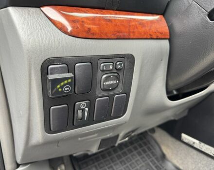 Черный Тойота Ленд Крузер Прадо 120, объемом двигателя 4 л и пробегом 233 тыс. км за 15700 $, фото 16 на Automoto.ua