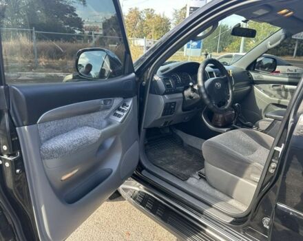 Чорний Тойота Ленд Крузер Прадо 120, об'ємом двигуна 2.7 л та пробігом 287 тис. км за 14800 $, фото 5 на Automoto.ua