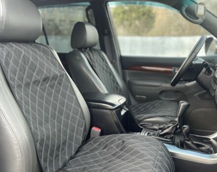 Черный Тойота Ленд Крузер Прадо 120, объемом двигателя 2.7 л и пробегом 230 тыс. км за 13999 $, фото 2 на Automoto.ua