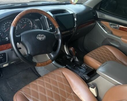 Чорний Тойота Ленд Крузер Прадо 120, об'ємом двигуна 2.7 л та пробігом 322 тис. км за 11700 $, фото 6 на Automoto.ua