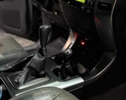 Черный Тойота Ленд Крузер Прадо 120, объемом двигателя 4 л и пробегом 212 тыс. км за 13500 $, фото 3 на Automoto.ua