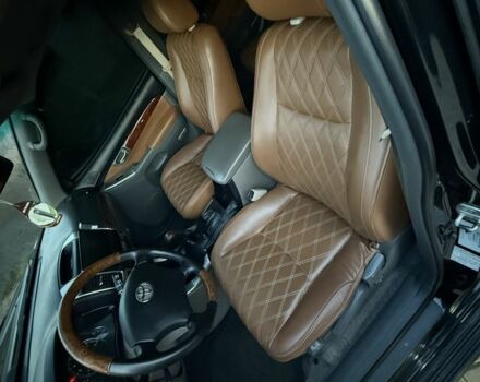 Чорний Тойота Ленд Крузер Прадо 120, об'ємом двигуна 2.7 л та пробігом 322 тис. км за 11700 $, фото 7 на Automoto.ua