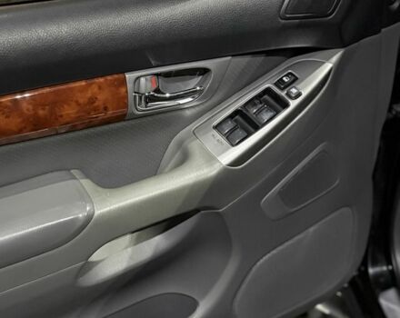 Черный Тойота Ленд Крузер Прадо 120, объемом двигателя 4 л и пробегом 212 тыс. км за 13500 $, фото 5 на Automoto.ua