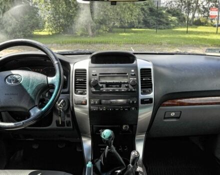 Черный Тойота Ленд Крузер Прадо 120, объемом двигателя 3 л и пробегом 230 тыс. км за 3900 $, фото 9 на Automoto.ua