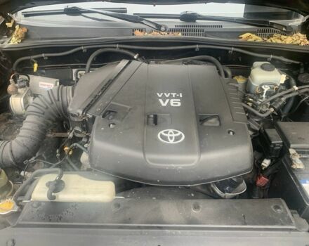 Черный Тойота Ленд Крузер Прадо 120, объемом двигателя 4 л и пробегом 262 тыс. км за 13810 $, фото 3 на Automoto.ua