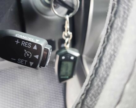 Черный Тойота Ленд Крузер Прадо 120, объемом двигателя 2.7 л и пробегом 250 тыс. км за 14200 $, фото 17 на Automoto.ua